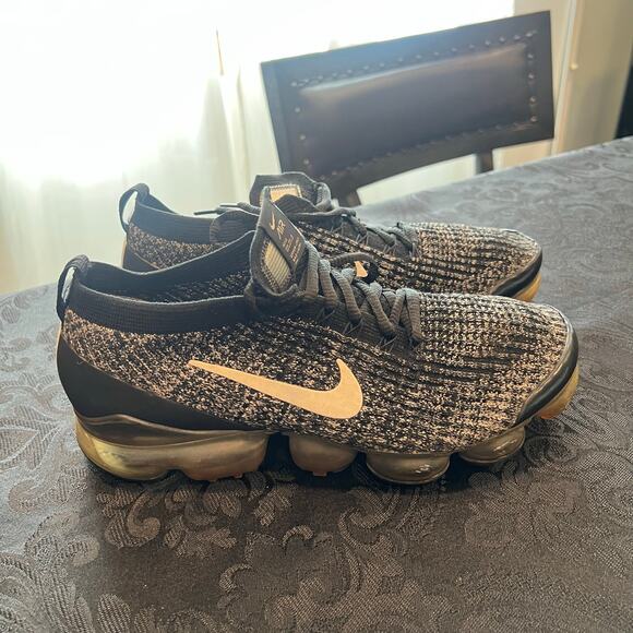 Nike Air VaporMax Flyknit 3 Oreo (Women's) 9.5 - Picture 1 of 11